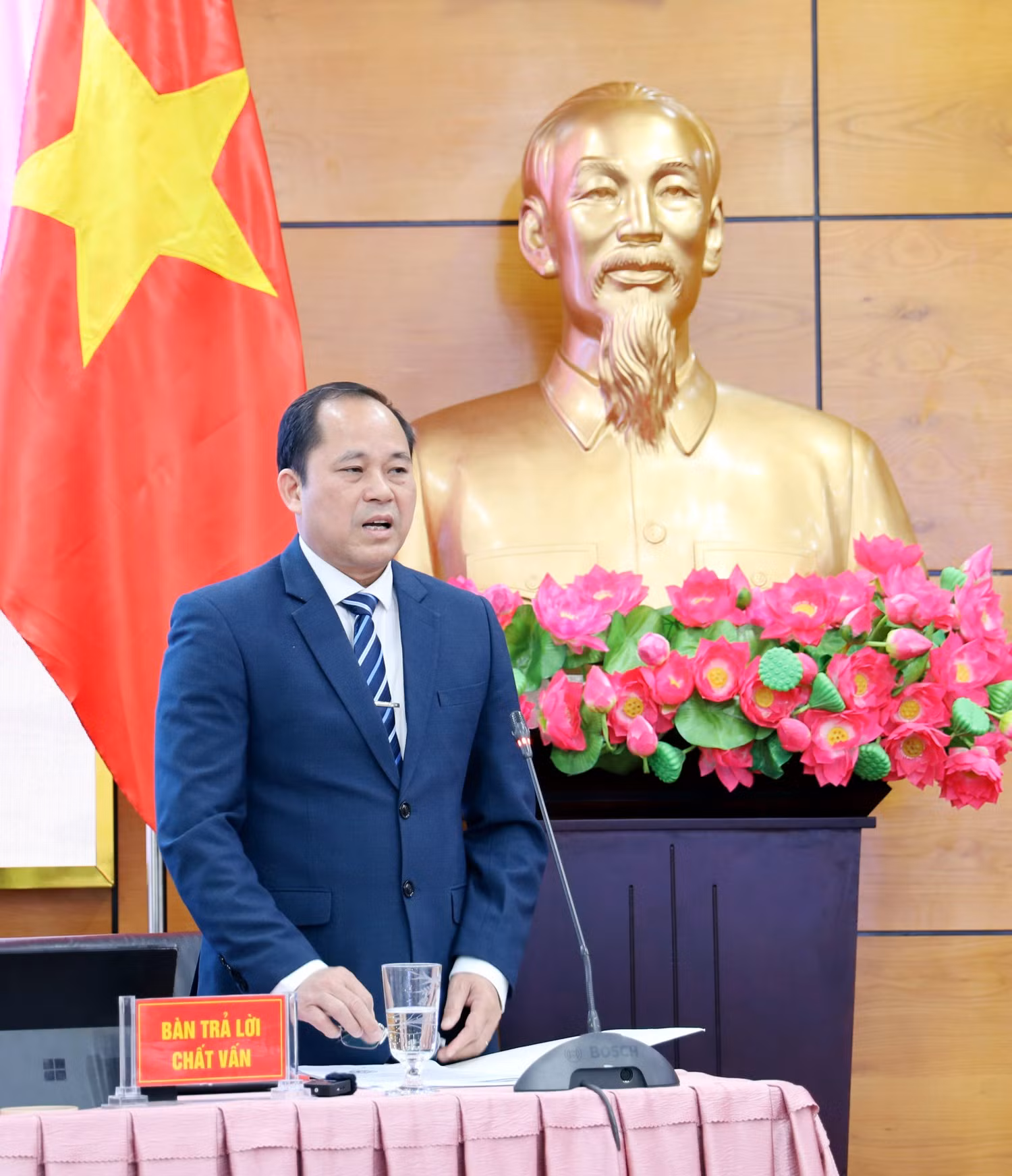 duy-612.jpg