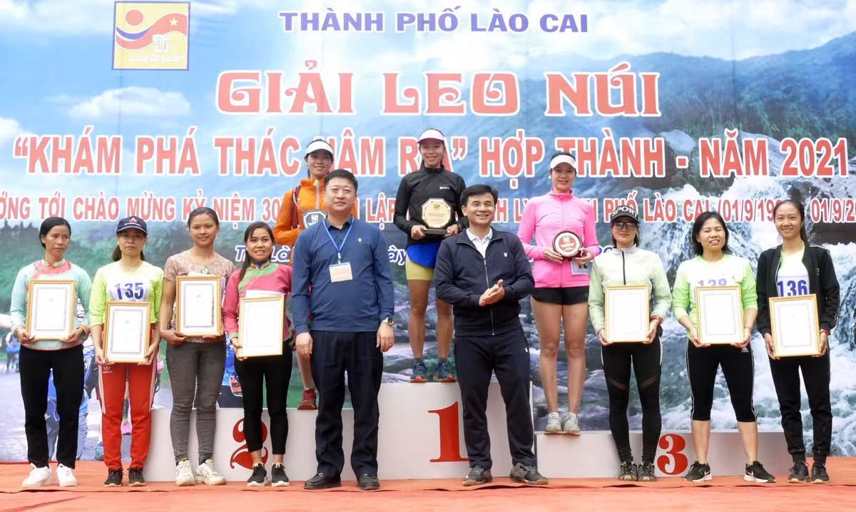 Thành phố Lào Cai tổ chức thành công Giải leo núi “Khám phá thác Nậm Rịa” Hợp Thành năm 2021 ảnh 7