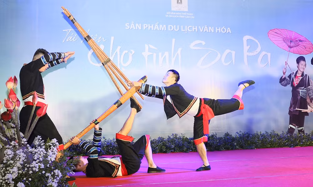 Một tiết mục của Chương trình nghệ thuật “Dệt tình”.