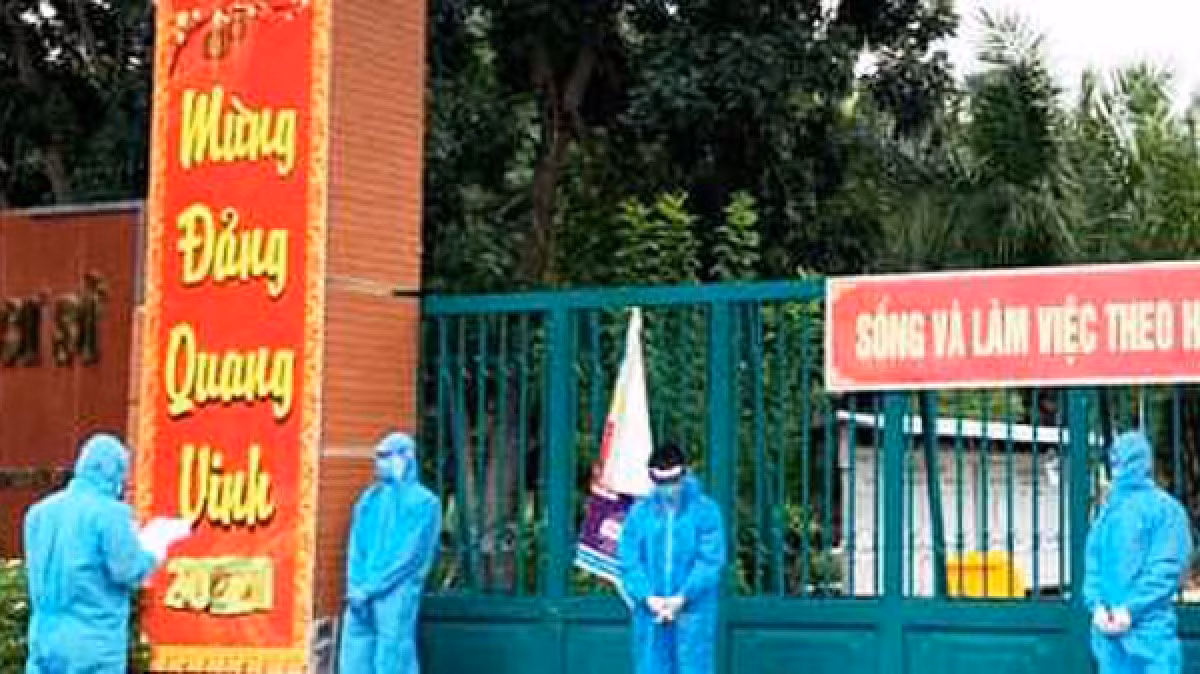 Khởi tố 3 đối tượng ăn nhậu, đánh nhau trong khu cách ly ở Bình Dương ảnh 1