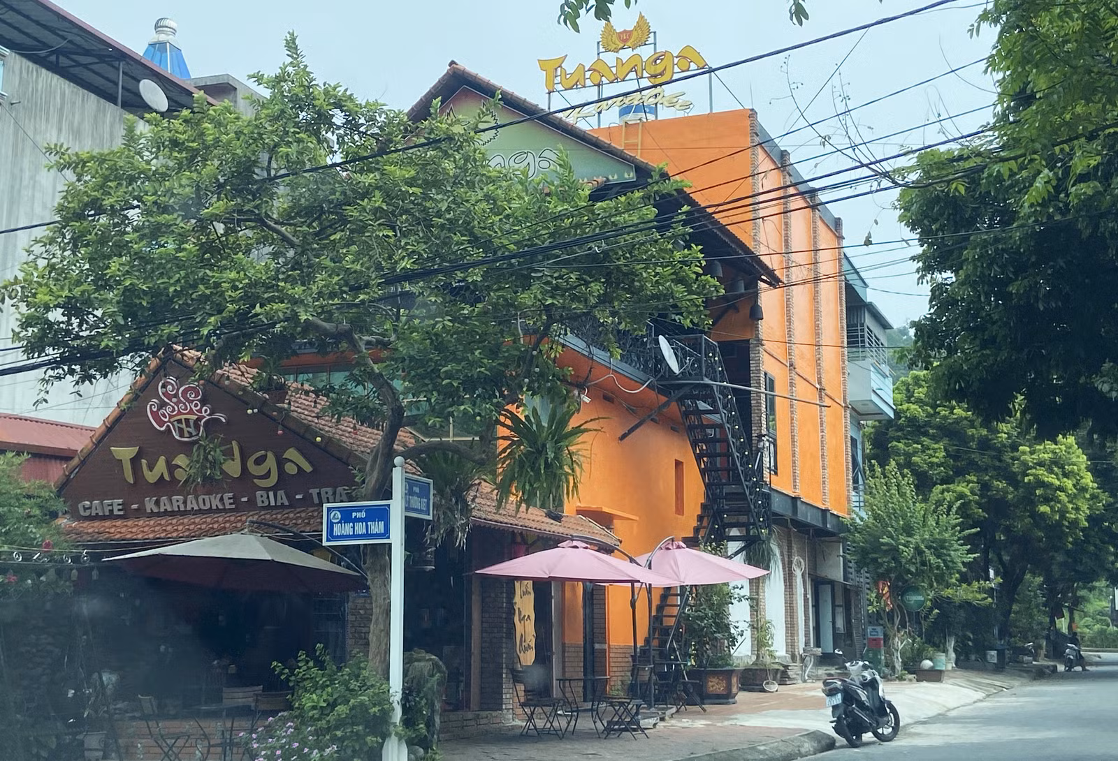 Một cơ sở kinh doanh karaoke tại huyện Bát Xát tự xin dừng hoạt động.