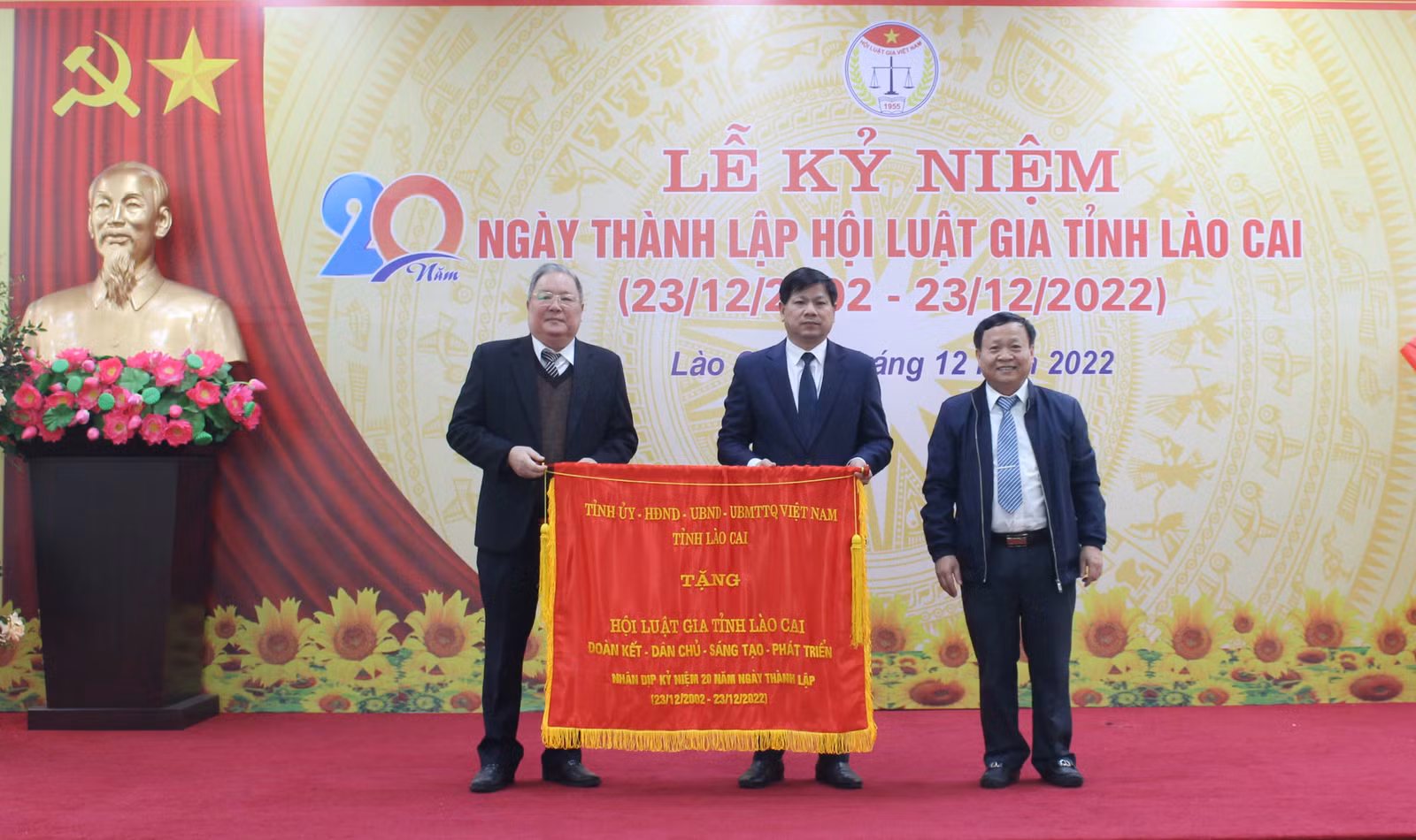 Hội Luật gia tỉnh kỷ niệm 20 năm ngày thành lập ảnh 2