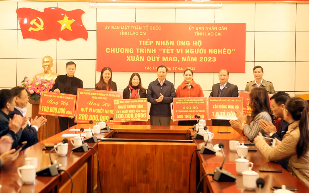Tiếp nhận hơn 6,5 tỷ đồng ủng hộ "Tết vì người nghèo" xuân Quý Mão, năm 2023 ảnh 3
