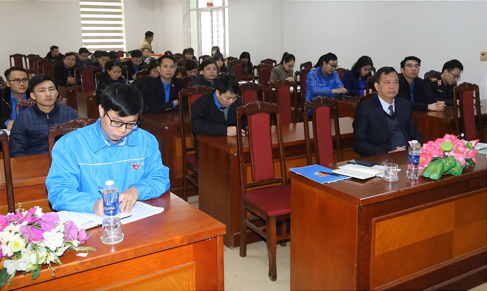 Các đại biểu dự hội nghị.