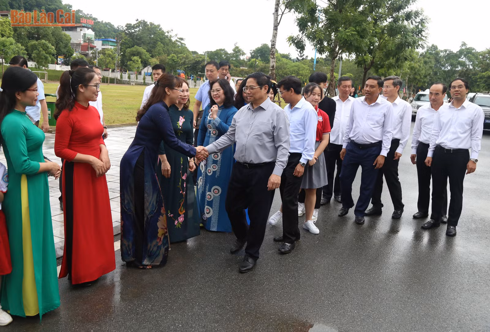 tu bo vi tri sep de ve que nuoi ca dac san tren vung cao na hau hinh anh 1