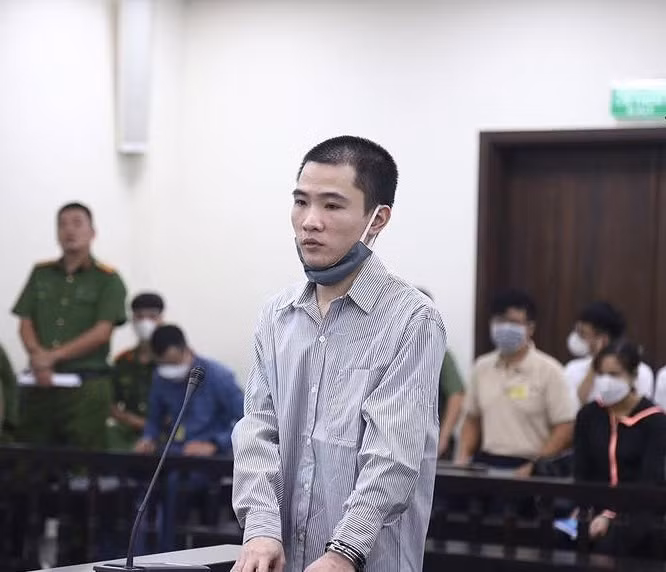 Bị cáo Nguyễn Trung Huyên.