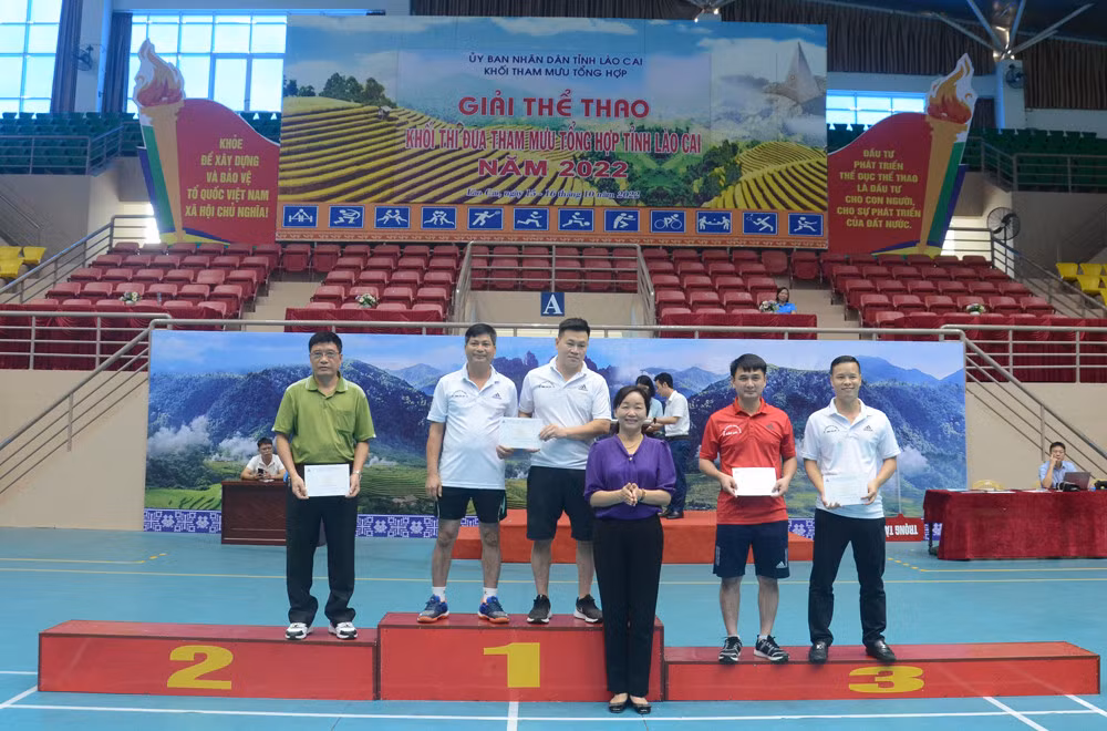 Sở Kế hoạch - Đầu tư giành giải Nhất toàn đoàn Giải thể thao Khối thi đua tham mưu tổng hợp ảnh 5