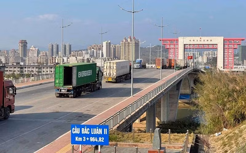 Thiết lập “cửa khẩu xanh” thông quan nông sản ảnh 1