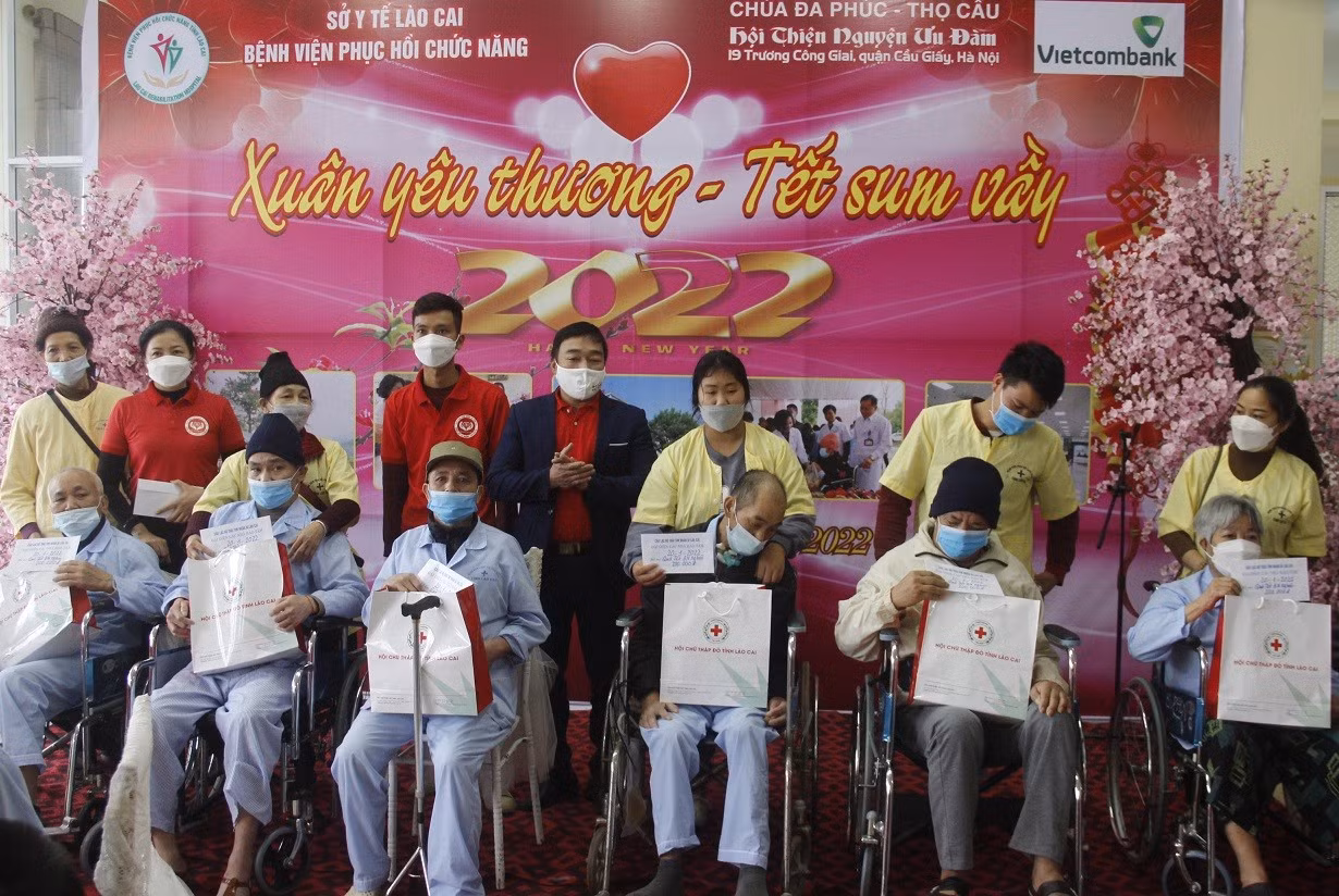 Ấm áp Chương trình “Xuân yêu thương - Tết sum vầy" ảnh 3