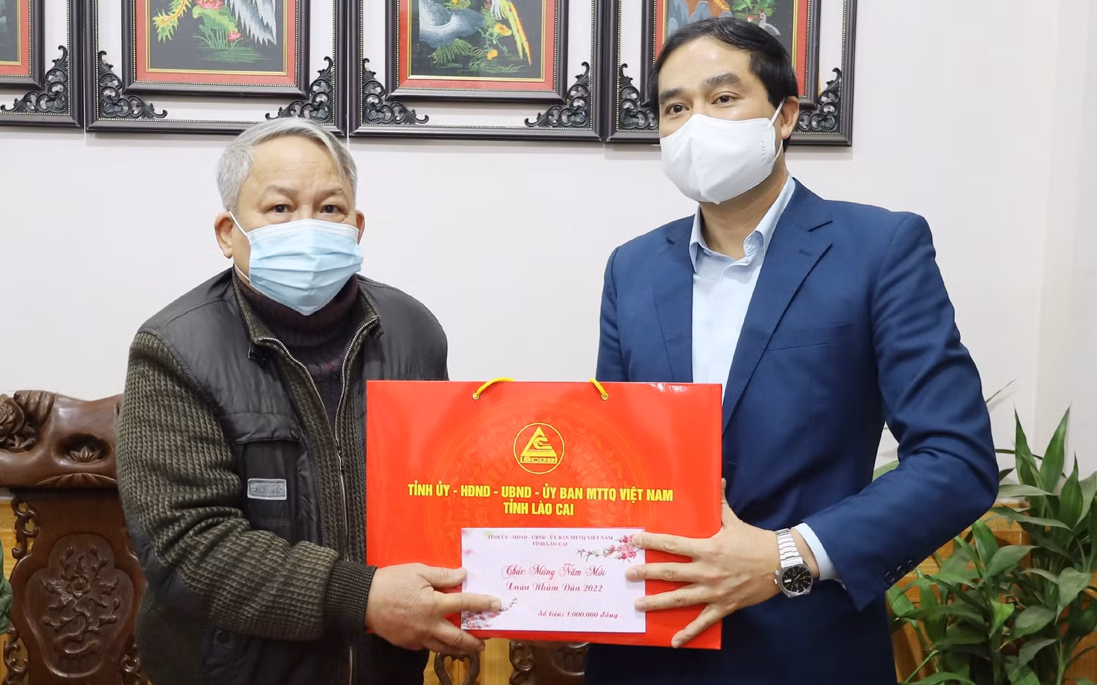Chủ tịch UBND tỉnh Trịnh Xuân Trường thăm, tặng quà Tết tại huyện Mường Khương ảnh 14