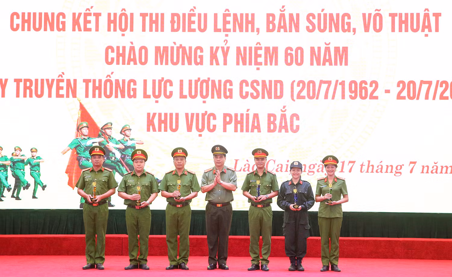 Đội tuyển Công an Hà Nam giành giải Nhất toàn đoàn Hội thi Điều lệnh, bắn súng, võ thuật khu vực phía Bắc năm 2022 ảnh 7