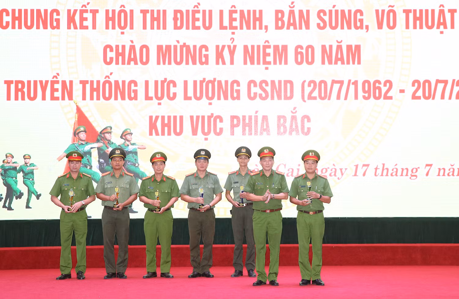 Đội tuyển Công an Hà Nam giành giải Nhất toàn đoàn Hội thi Điều lệnh, bắn súng, võ thuật khu vực phía Bắc năm 2022 ảnh 4