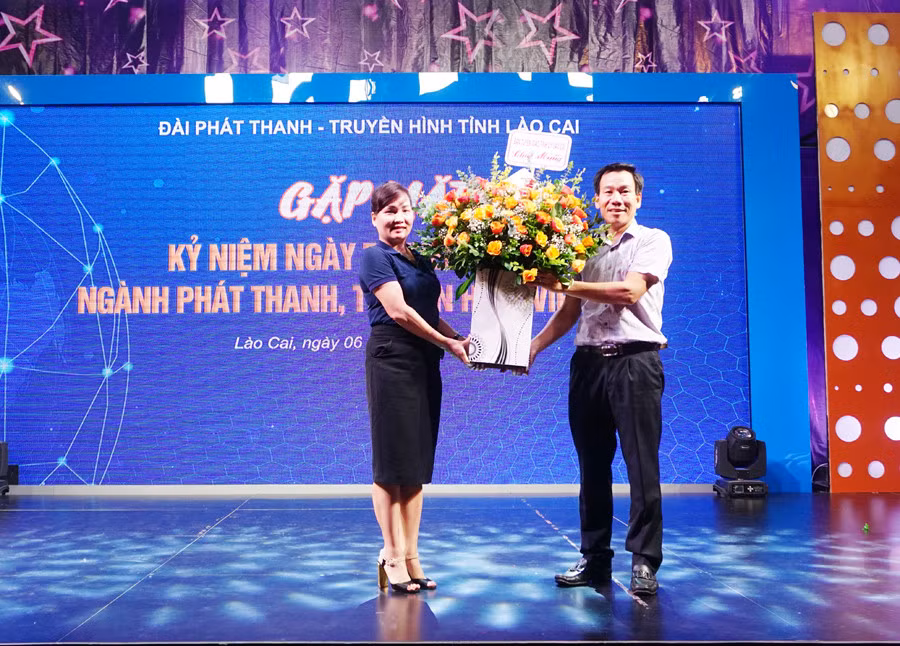 Đài Phát thanh - Truyền hình tỉnh gặp mặt nhân Ngày truyền thống ngành Phát thanh – Truyền hình Việt Nam ảnh 3