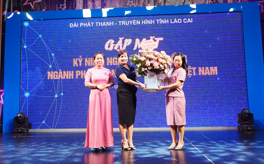 Đài Phát thanh - Truyền hình tỉnh gặp mặt nhân Ngày truyền thống ngành Phát thanh – Truyền hình Việt Nam ảnh 7