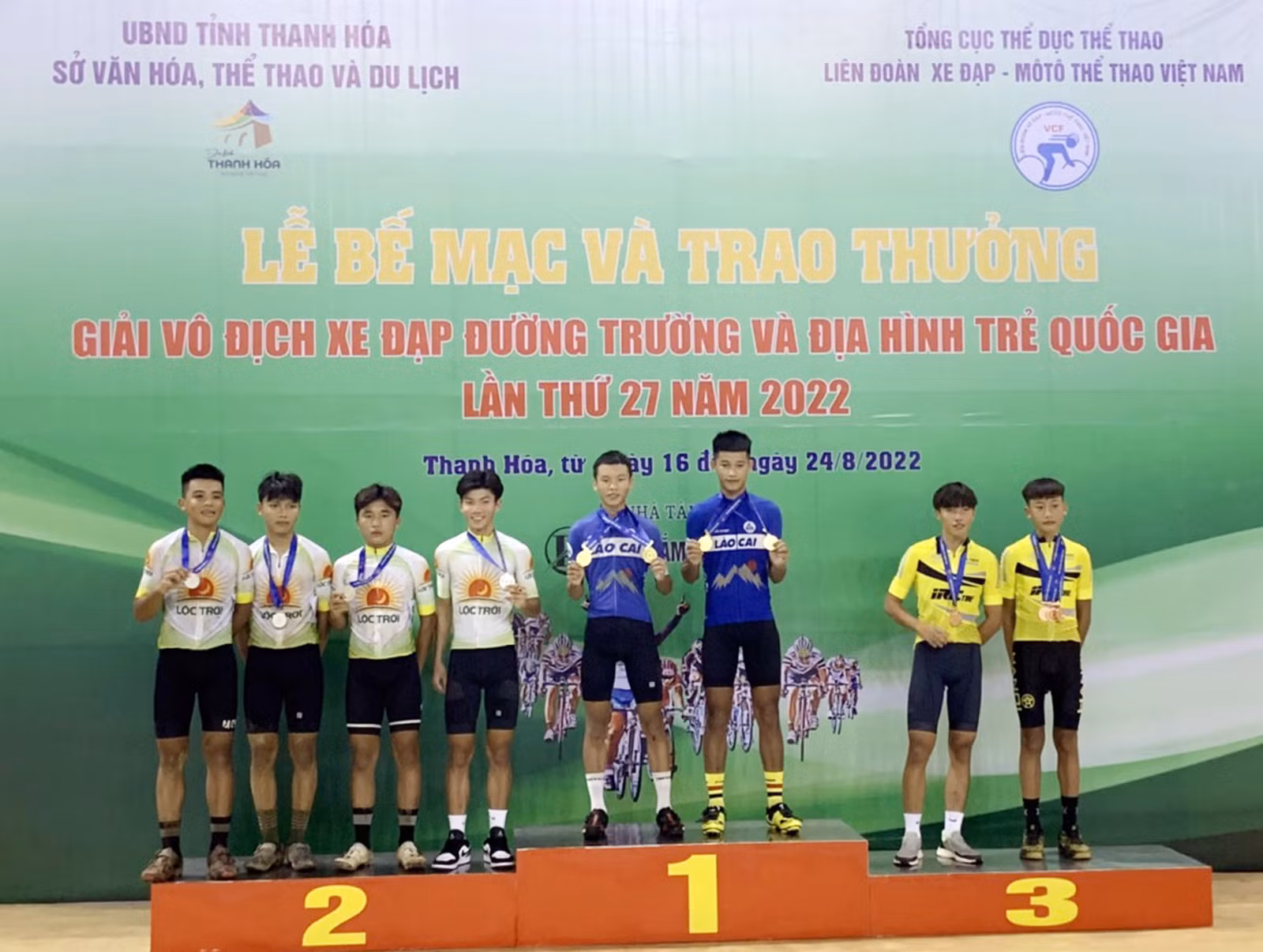 Đội tuyển xe đạp Lào Cai giành nhiều Huy chương Vàng và khẳng định vị thế tại Giải vô địch đường trường và địa hình trẻ quốc gia lần thứ 27, năm 2022.