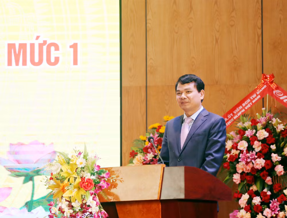 Trường Chính trị tỉnh Lào Cai đón nhận Bằng đạt chuẩn mức 1 đầu tiên trong cả nước ảnh 7