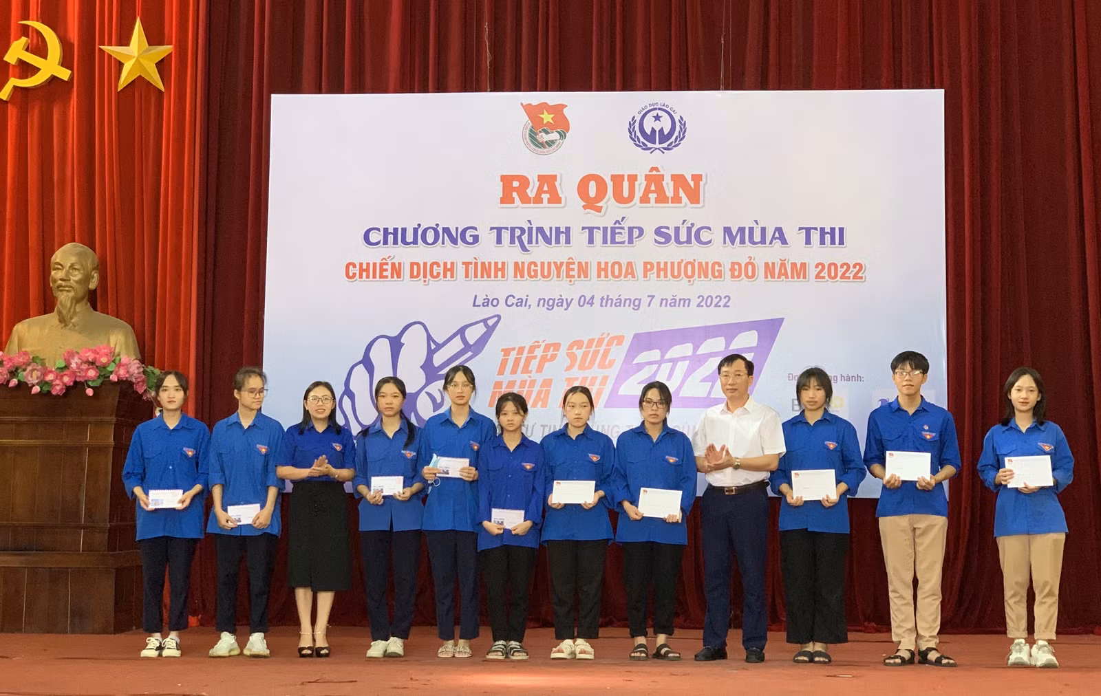 Ra quân “Tiếp sức mùa thi” và chiến dịch tình nguyện “Hoa phượng đỏ” năm 2022 ảnh 3
