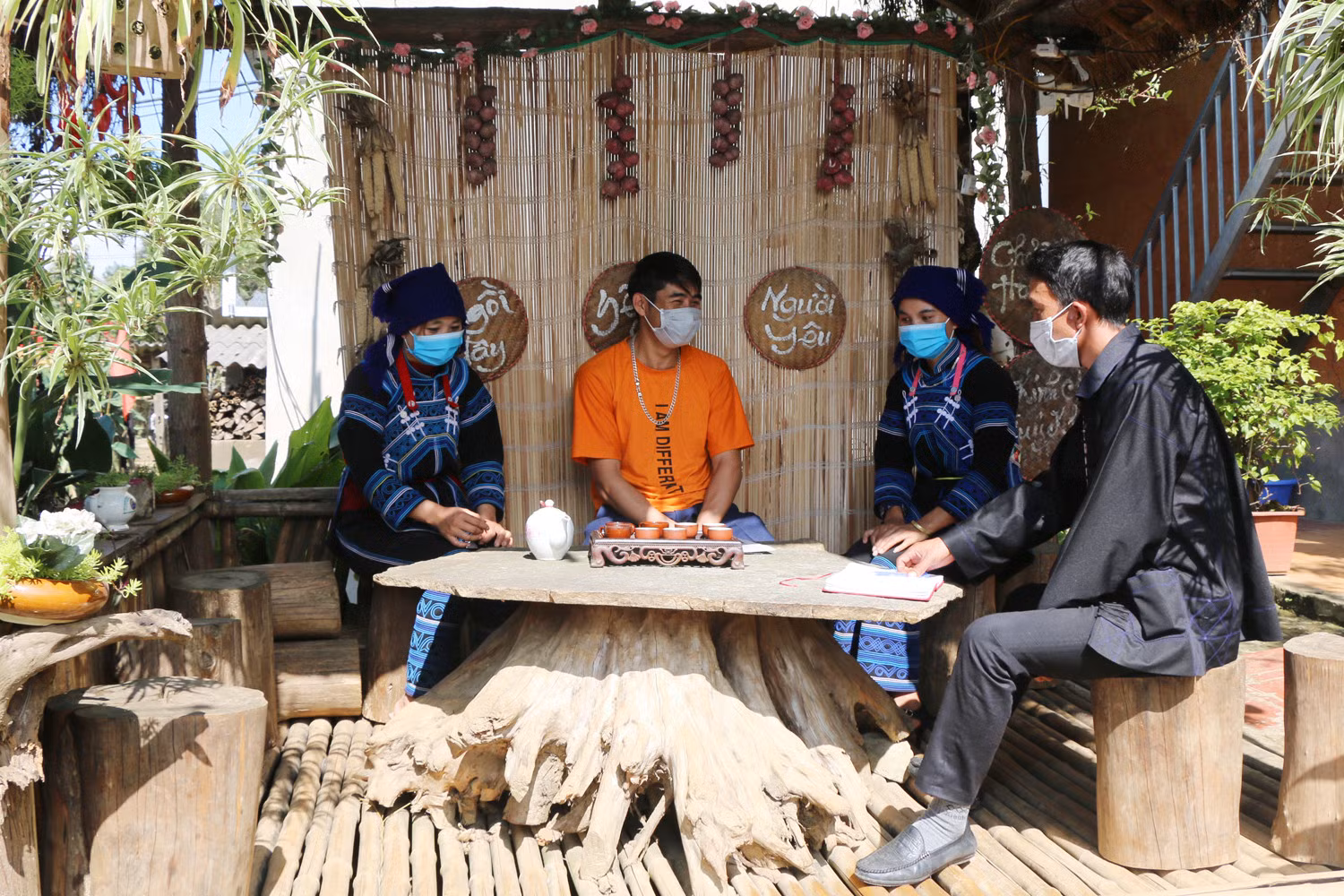 Niềm tin ở bản Hà Nhì ảnh 8