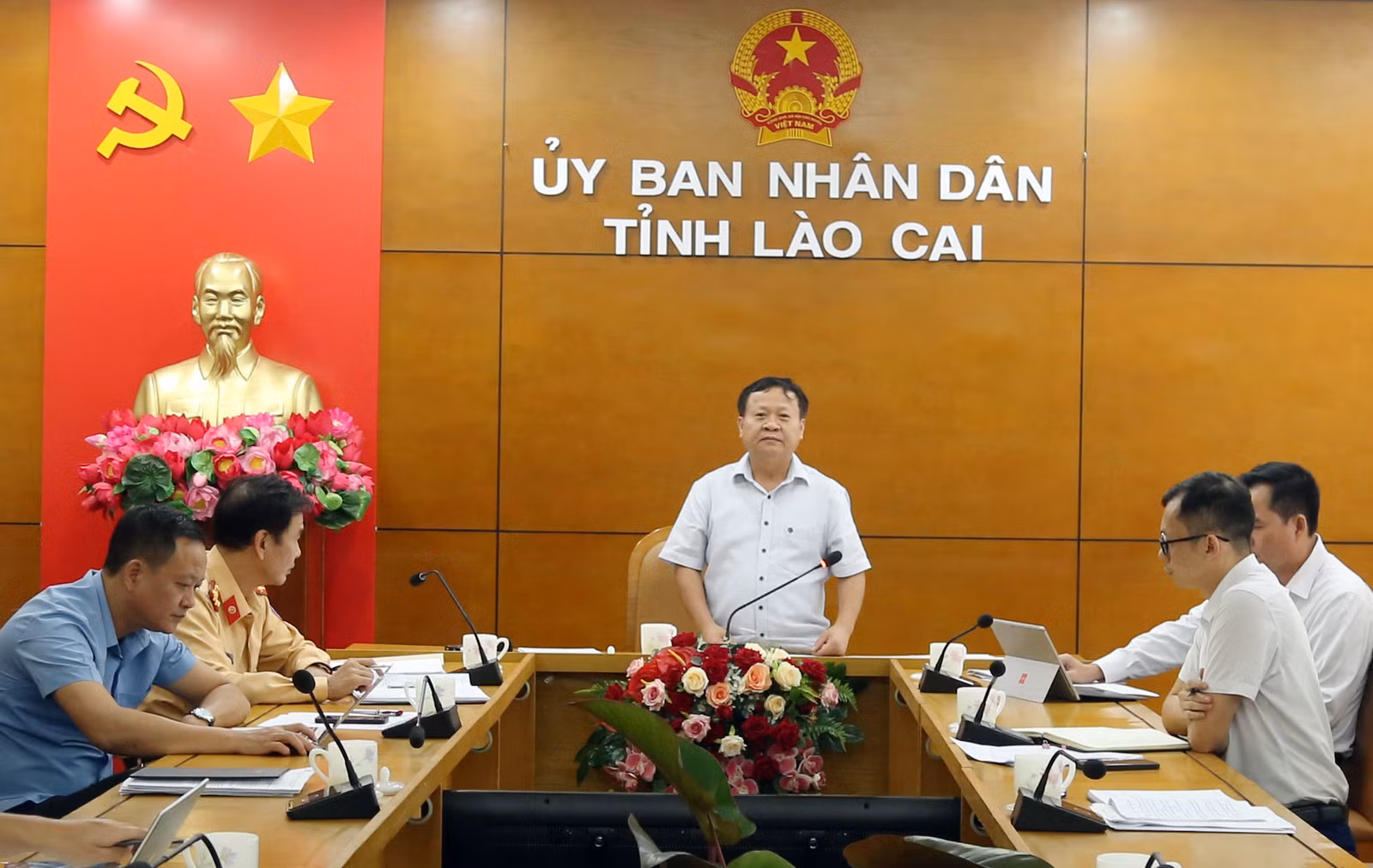 Triển khai nhiều giải pháp đảm bảo an toàn giao thông và trật tự đô thị 3 tháng cuối năm 2022 ảnh 6