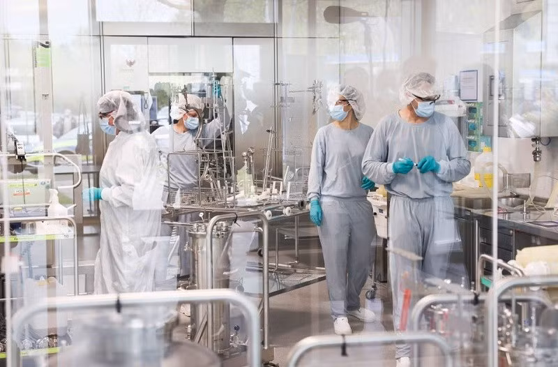 Omicron nguy hiểm không kém các biến thể khác của virus SARS-CoV-2 ảnh 2