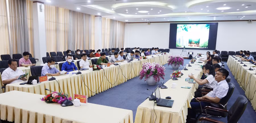 Các đại biểu dự hội nghị tại Trung tâm Hội nghị tỉnh.