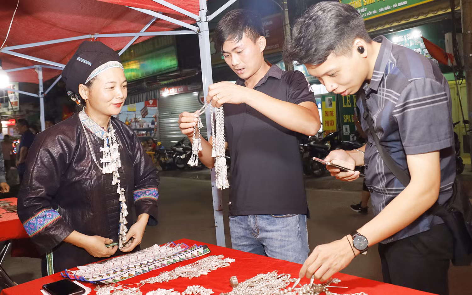 Đề xuất giải pháp phát triển tour du lịch mới gắn kết Lào Cai - Hà Giang ảnh 6