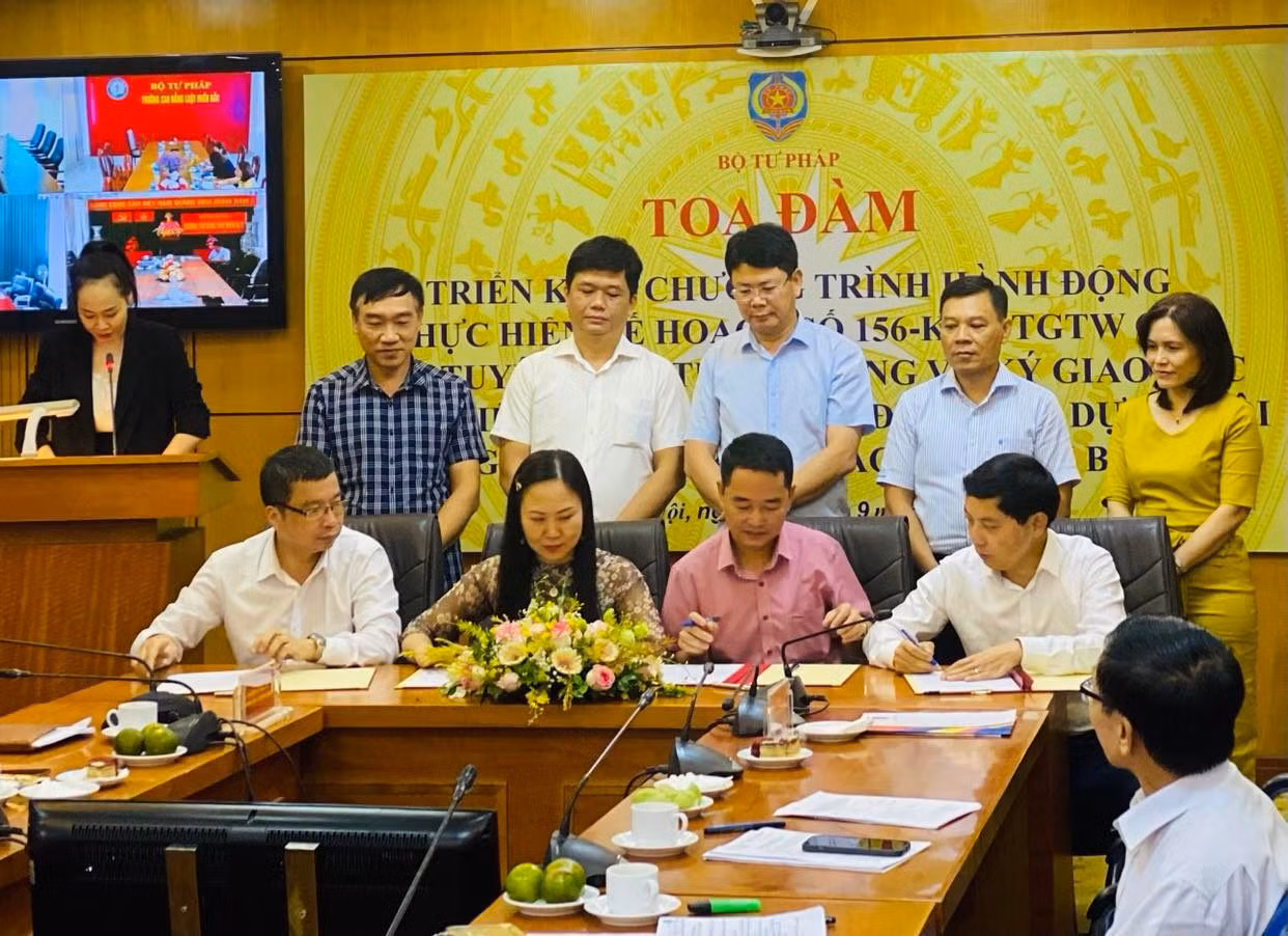 Kết quả xử lý tình trạng 'báo hoá' tạp chí, biểu hiện 'tư nhân hoá' báo chí ảnh 1