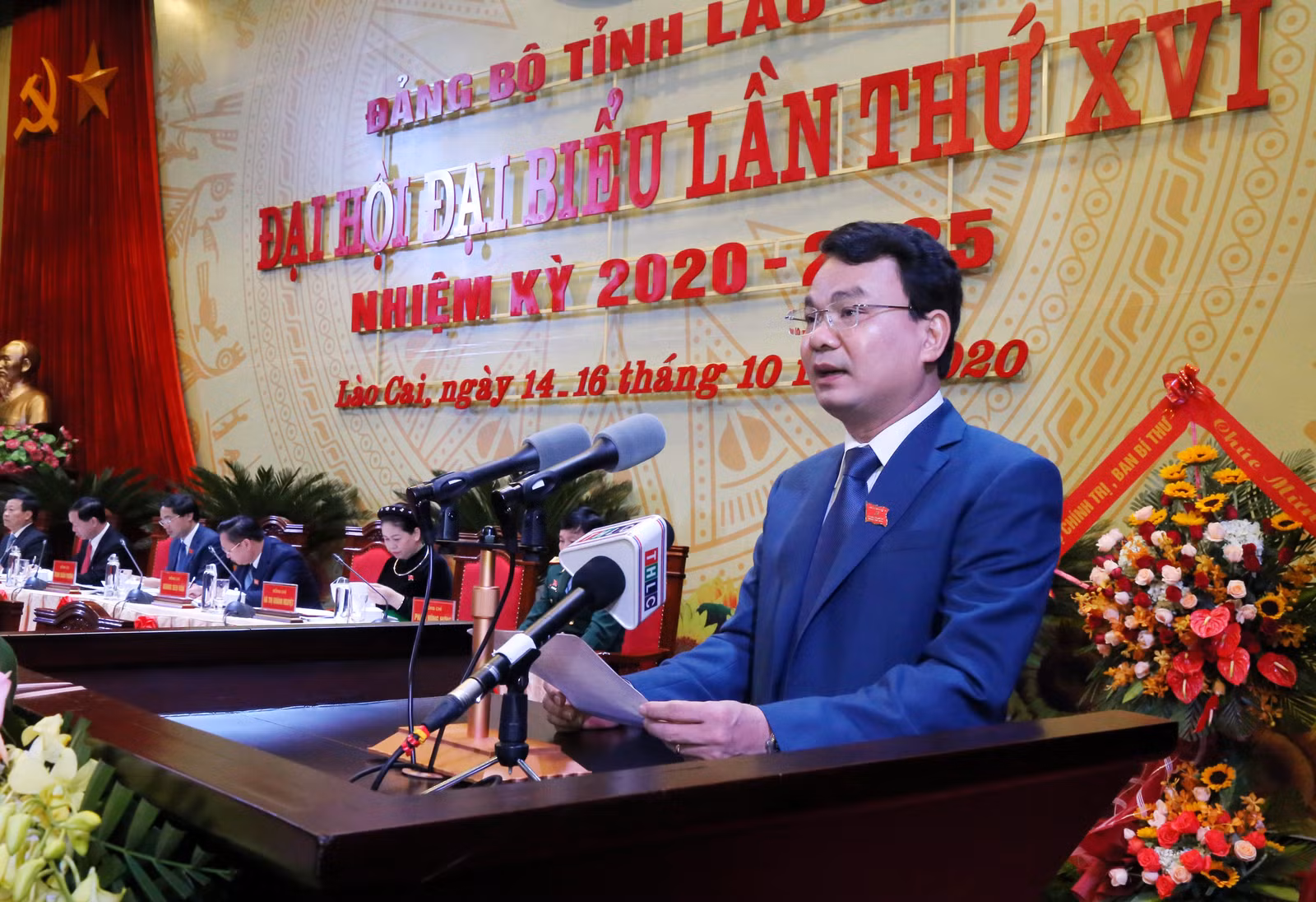 Đồng chí Đặng Xuân Phong, Bí thư Tỉnh ủy khóa XVI phát biểu.