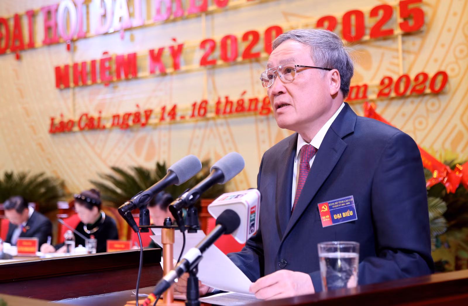 Đồng chí Nguyễn Hòa Bình, Bí thư Trung ương Đảng, Chánh án Tòa án nhân dân Tối cao phát biểu chỉ đạo Đại hội.