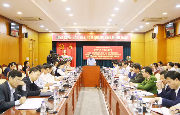 Quang cảnh hội nghị.