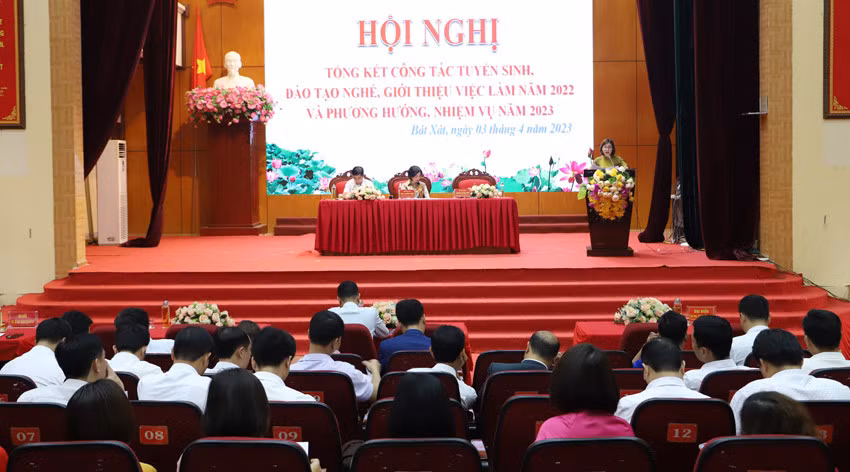 Quang cảnh hội nghị.