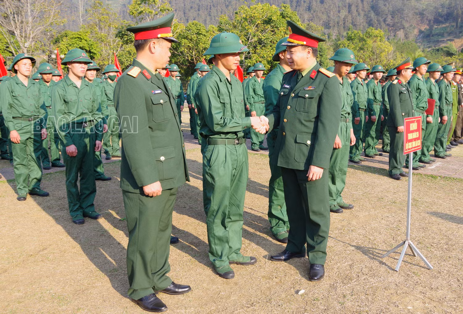 Nâng cao chất lượng công tác quân sự, quốc phòng trong tình hình mới ảnh 1