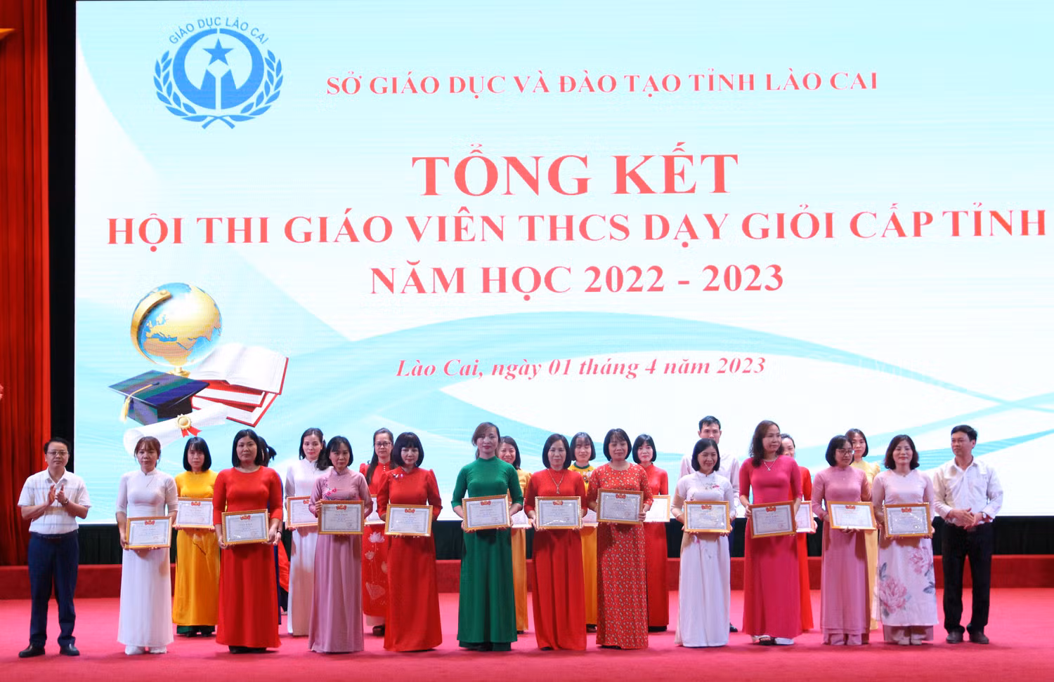 546 nhà giáo được công nhận giáo viên THCS dạy giỏi cấp tỉnh năm học 2022 - 2023 ảnh 5
