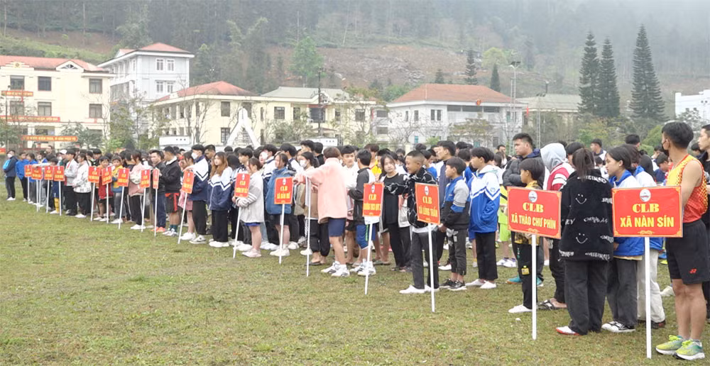 Si Ma Cai tổ chức Giải Việt dã lần thứ XXII ảnh 1