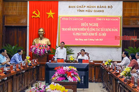 Tỉnh Hậu Giang và tỉnh Lào Cai trao đổi kinh nghiệm phát triển ảnh 2