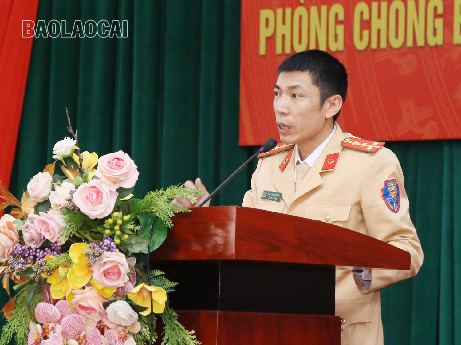 Tuyên truyền Luật Giao thông đường bộ cho gần 800 học sinh, sinh viên Trường Cao đẳng Lào Cai ảnh 2