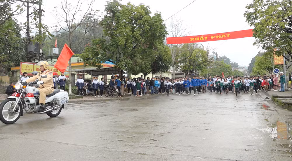 Si Ma Cai tổ chức Giải Việt dã lần thứ XXII ảnh 2