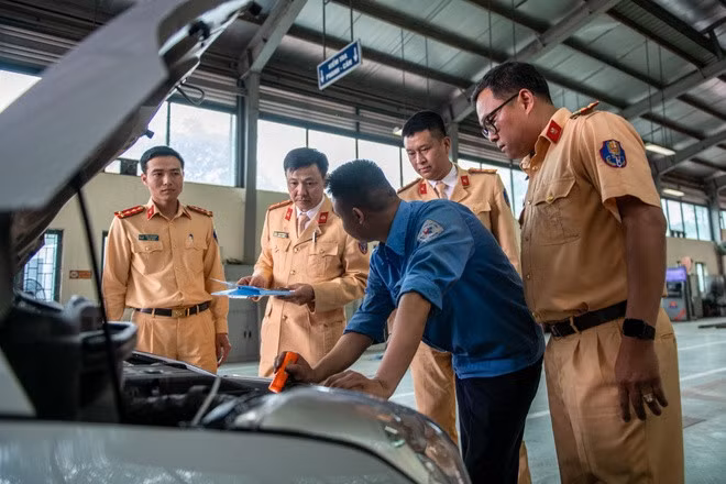 Cảnh sát giao thông không làm thay nhiệm vụ đăng kiểm của Bộ Giao thông vận tải ảnh 1