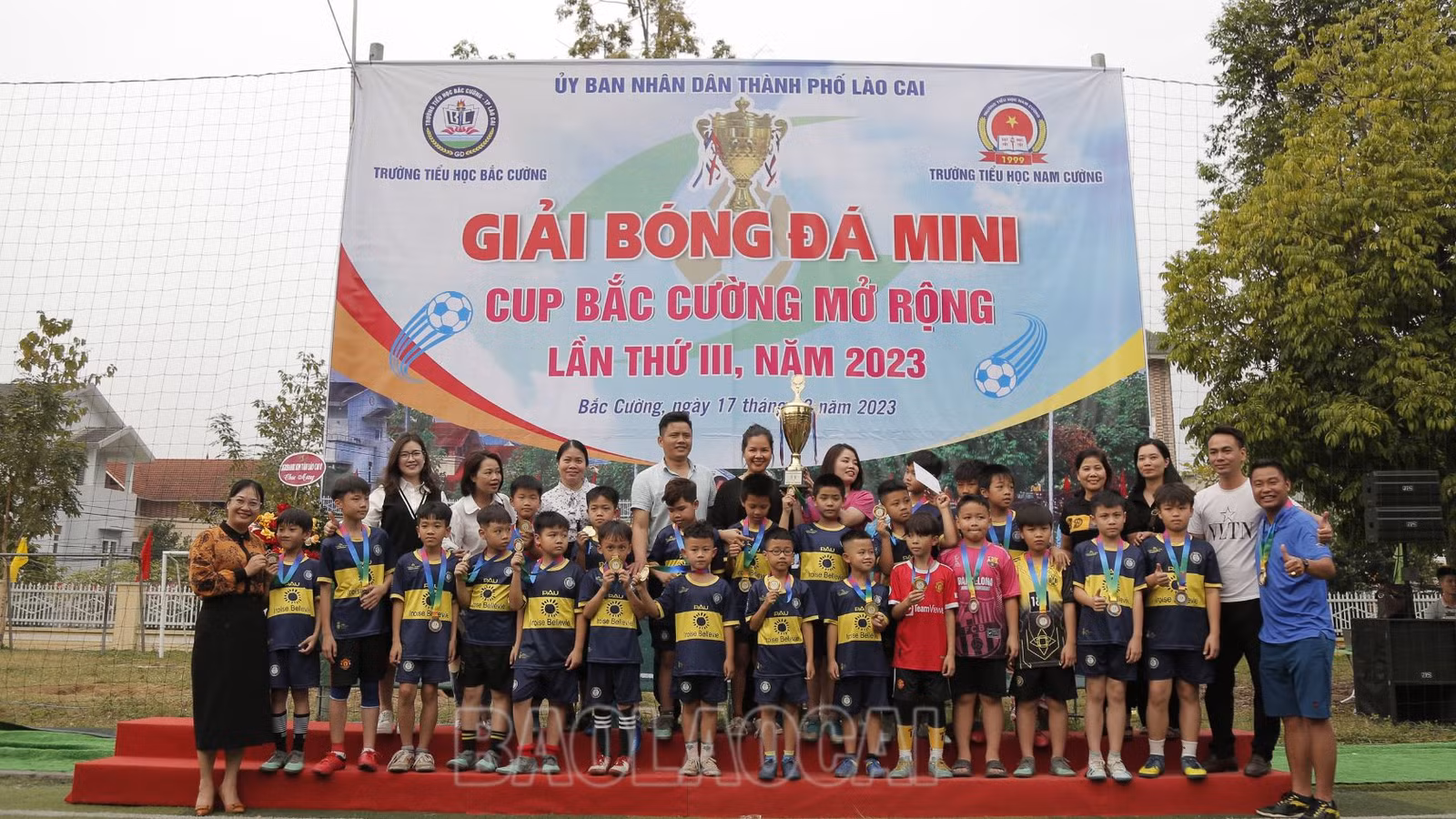 Bế mạc Giải bóng đá mini Cup Bắc Cường mở rộng lần thứ III ảnh 6