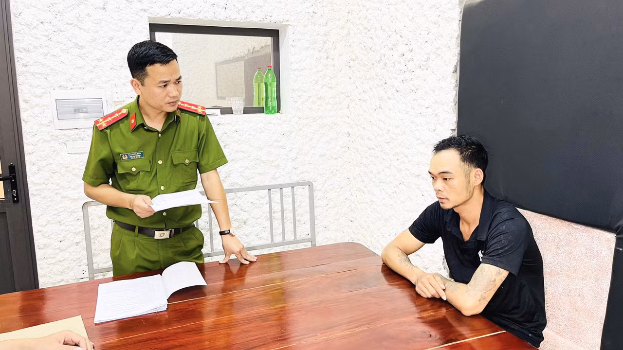 Lặng thầm qua những mùa xuân ảnh 2