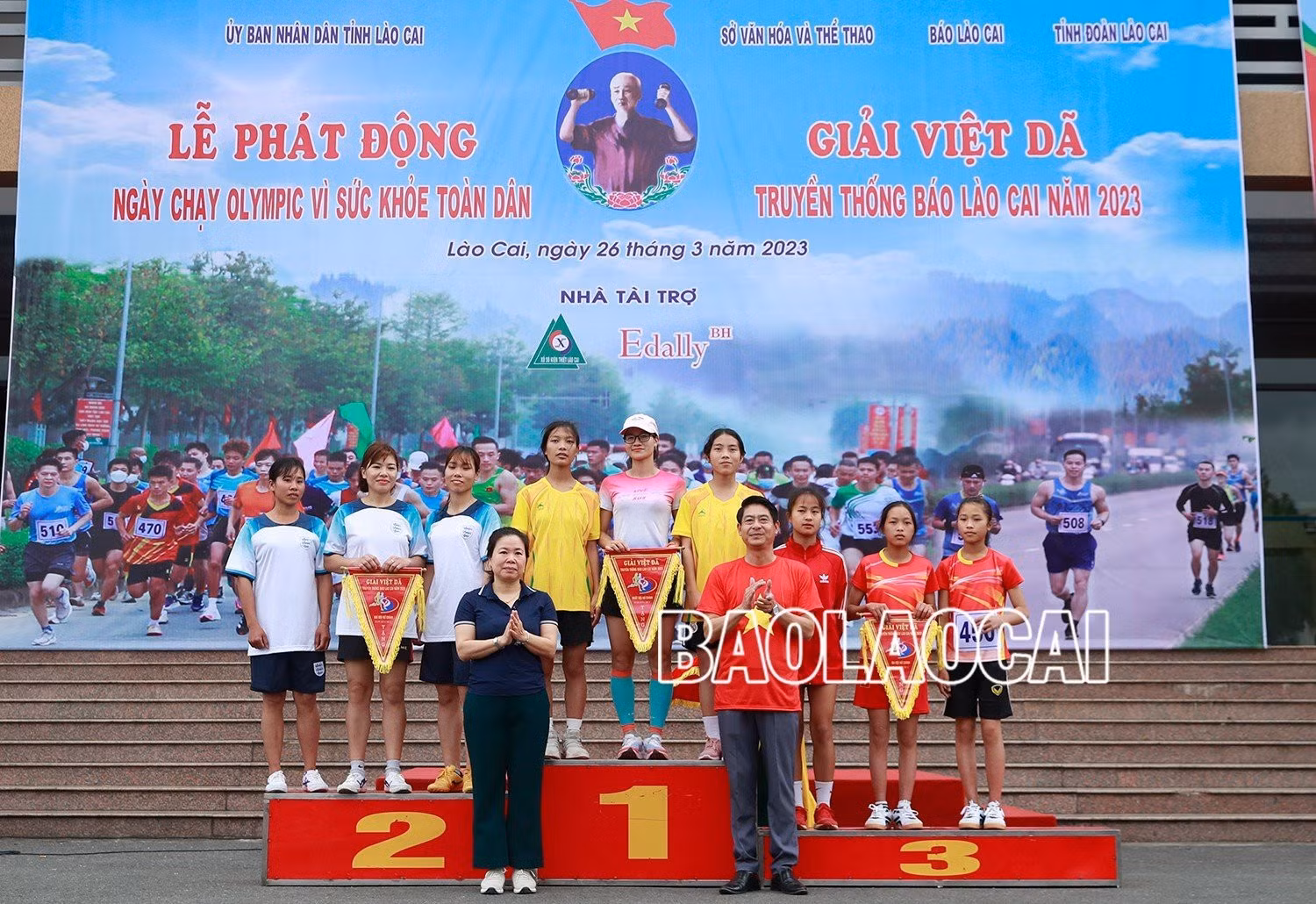 Đoàn Mường Khương bảo vệ thành công ngôi vô địch tại Giải Việt dã truyền thống Báo Lào Cai ảnh 12