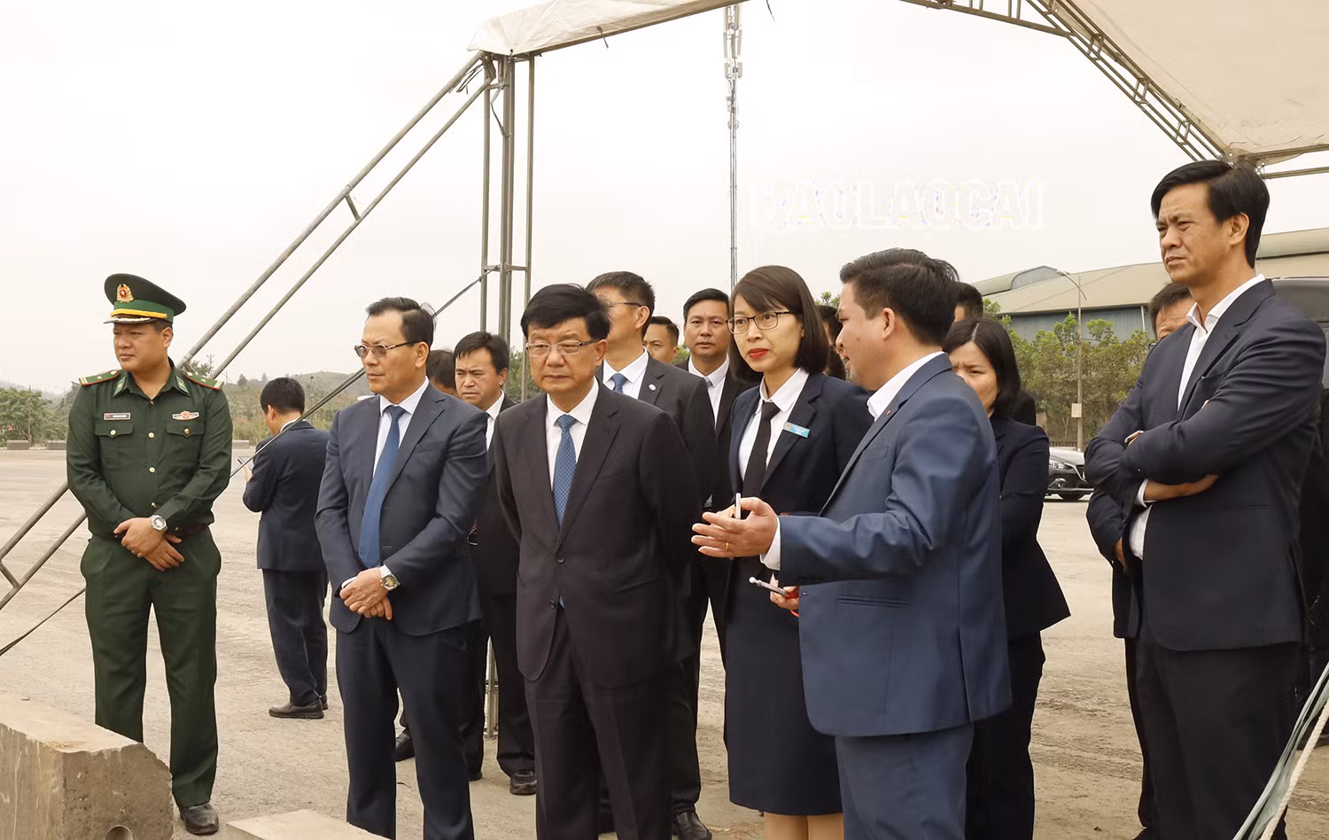 Đoàn đại biểu tỉnh Vân Nam (Trung Quốc) khảo sát một số công trình, dự án trên địa bàn tỉnh Lào Cai ảnh 2