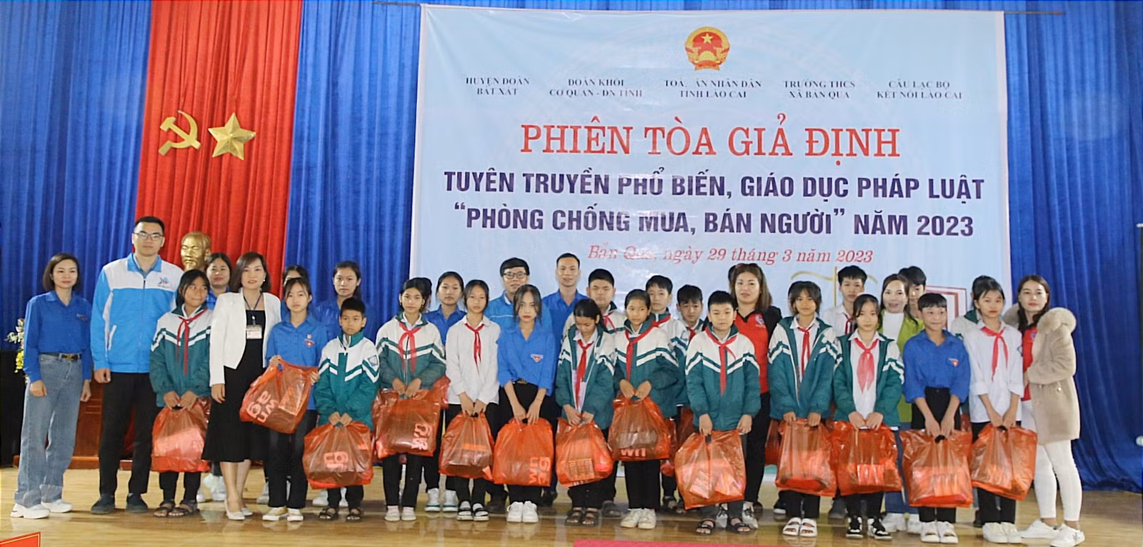 Tổ chức phiên tòa giả định tuyên truyền, phổ biến, giáo dục pháp luật phòng, chống mua bán người ảnh 4