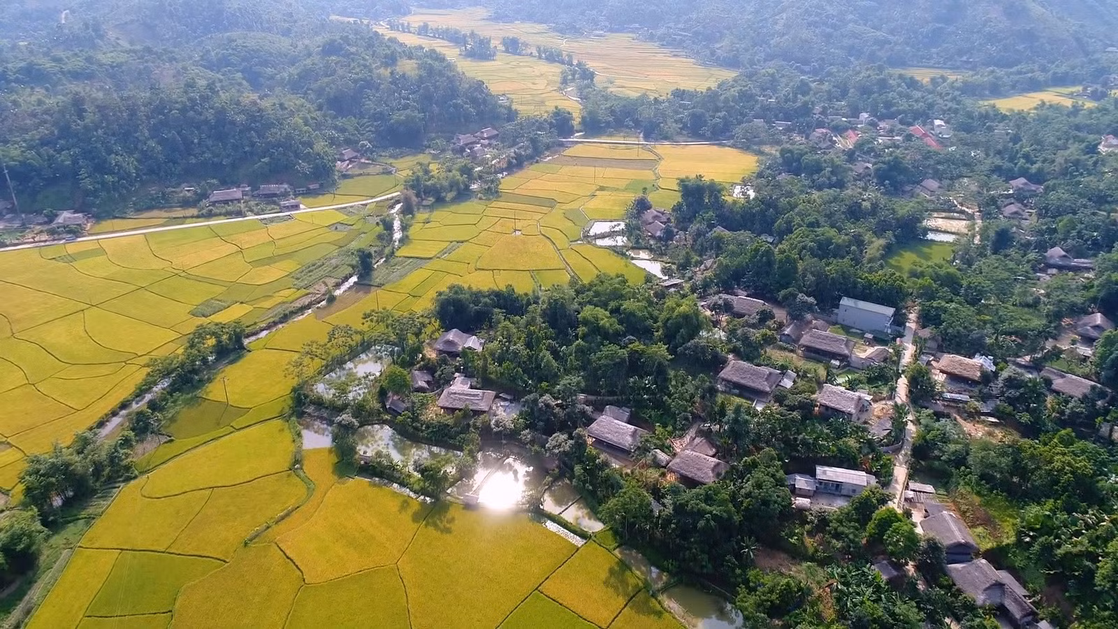 Diện mạo nông thôn mới ở xã Nghĩa Đô (huyện Bảo Yên).