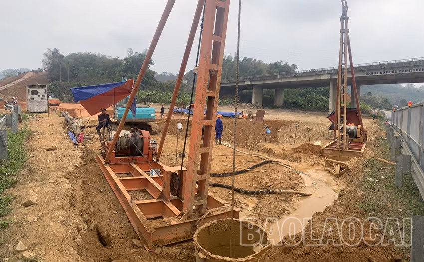 Triển khai thi công nút giao IC18 cao tốc Nội Bài - Lào Cai ảnh 3