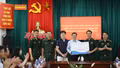 Thứ trưởng Bộ Y tế Nguyễn Tri Thức thăm, tặng quà cán bộ, chiến sĩ Đồn Biên phòng Nậm Chảy