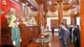 Chủ tịch UBND tỉnh Nguyễn Tuấn Anh dâng hương tại Khu tưởng niệm Chủ tịch Hồ Chí Minh và viếng Nghĩa trang liệt sĩ