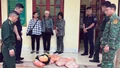 Bộ đội Biên phòng kịp thời ngăn chặn gần 1 tạ thực phẩm bẩn vận chuyển trái phép qua biên giới