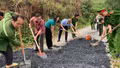 Cốc San: Ra quân tu sửa tuyến đường liên xã hưởng ứng phong trào “3 nhất”