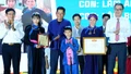 Gia đình chị Vàng Thị Thông được tuyên dương "gia đình trẻ hạnh phúc" năm 2025